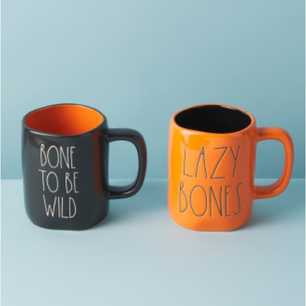 RAE DUNN
2pk Halloween Bones Mugs
